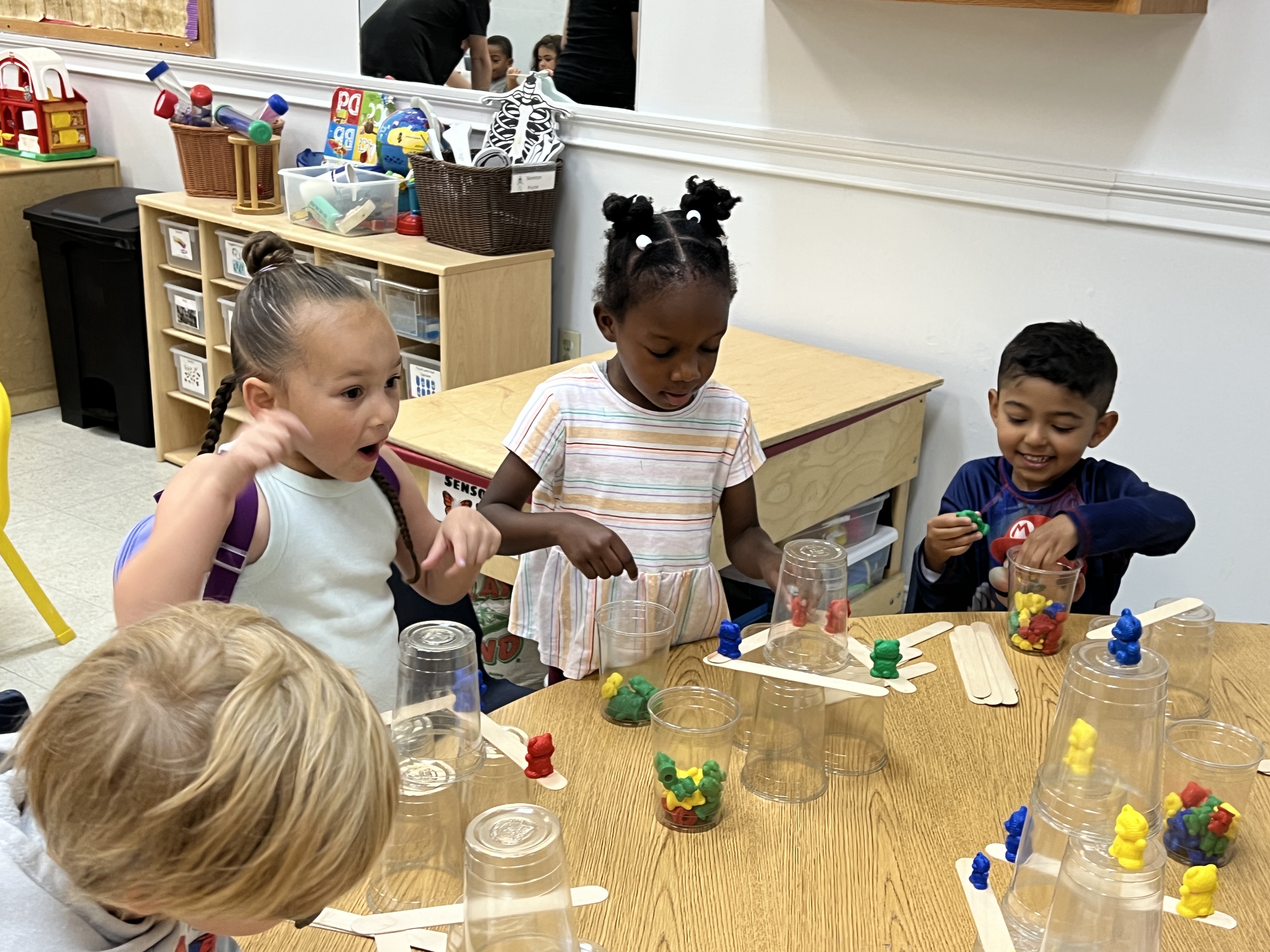 Meriden Y preschool students learning about STEM