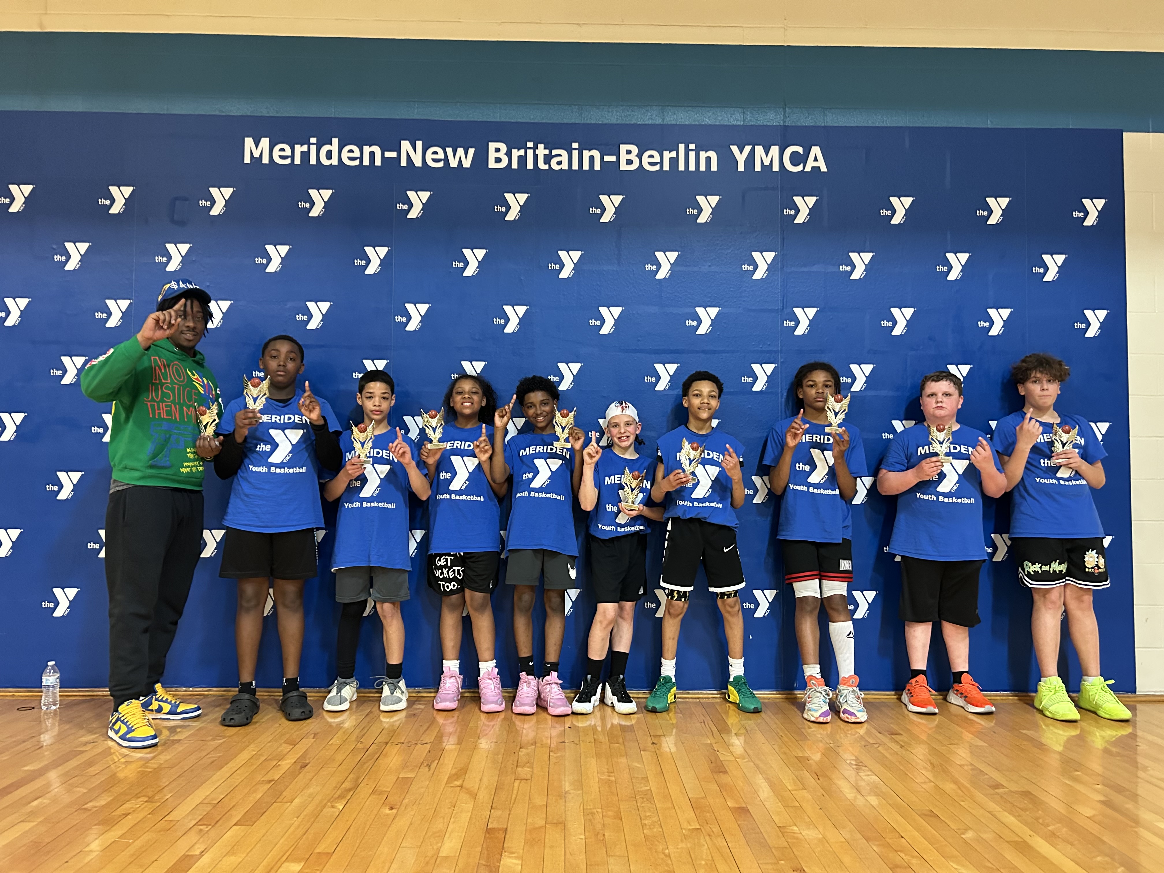 Meriden YMCA Youth Basketball League